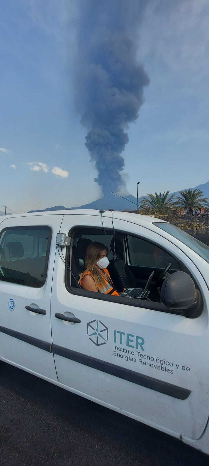 Людям советуют избегать длительного пребывания на улице.