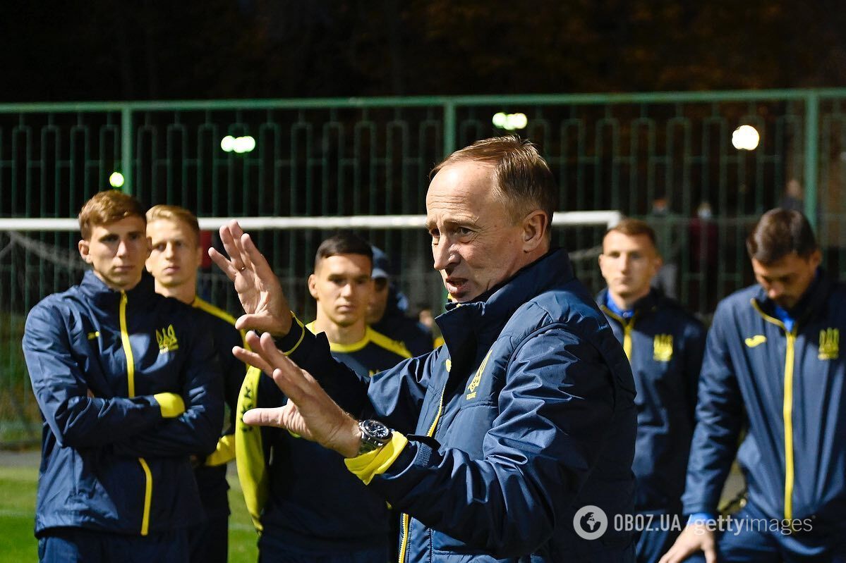 Олександр Петраков зібрав гравців перед Фінляндією.