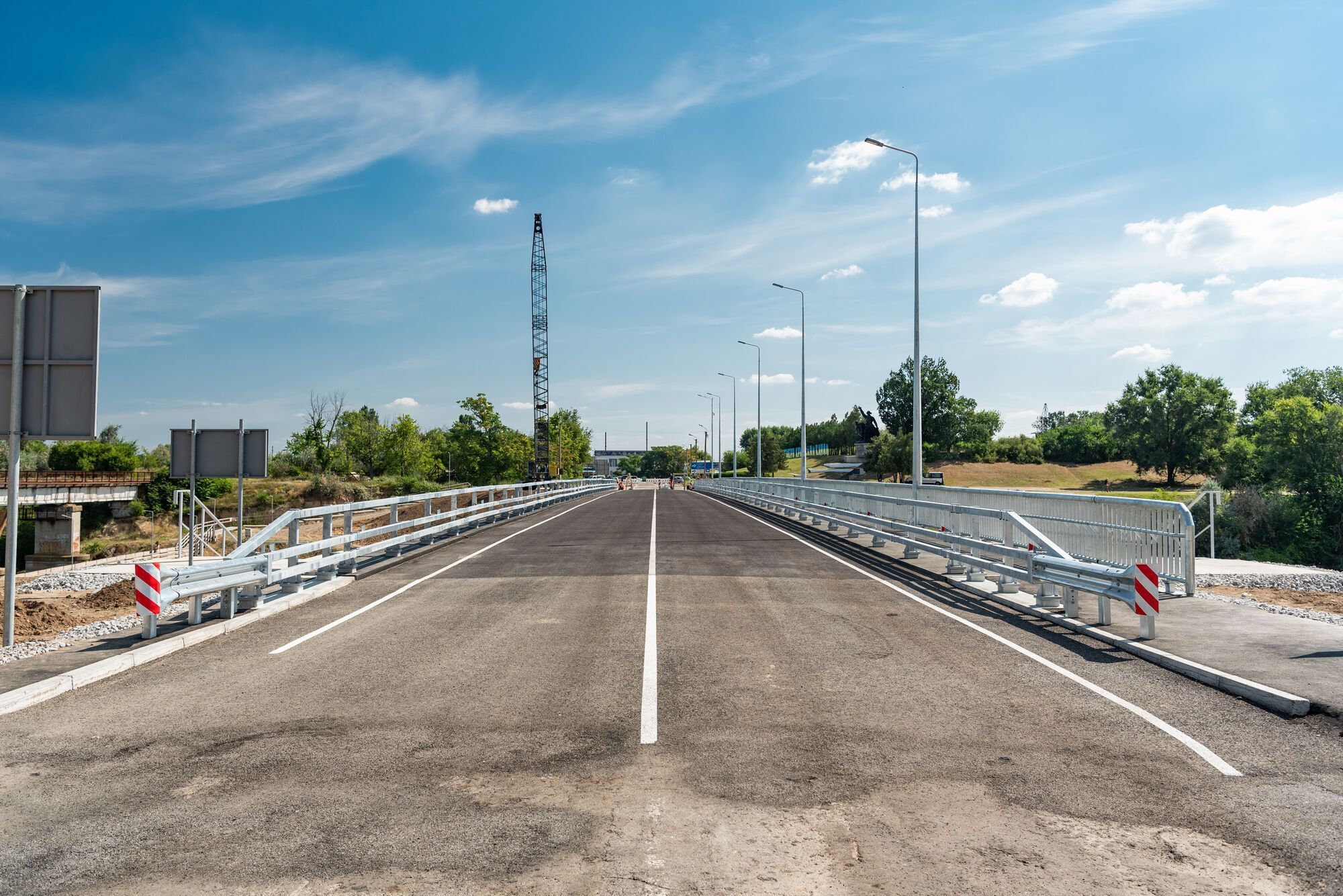 Вдвое быстрее: "Альтком" реконструировал аварийный Северо-Крымский мост в рекордные сроки