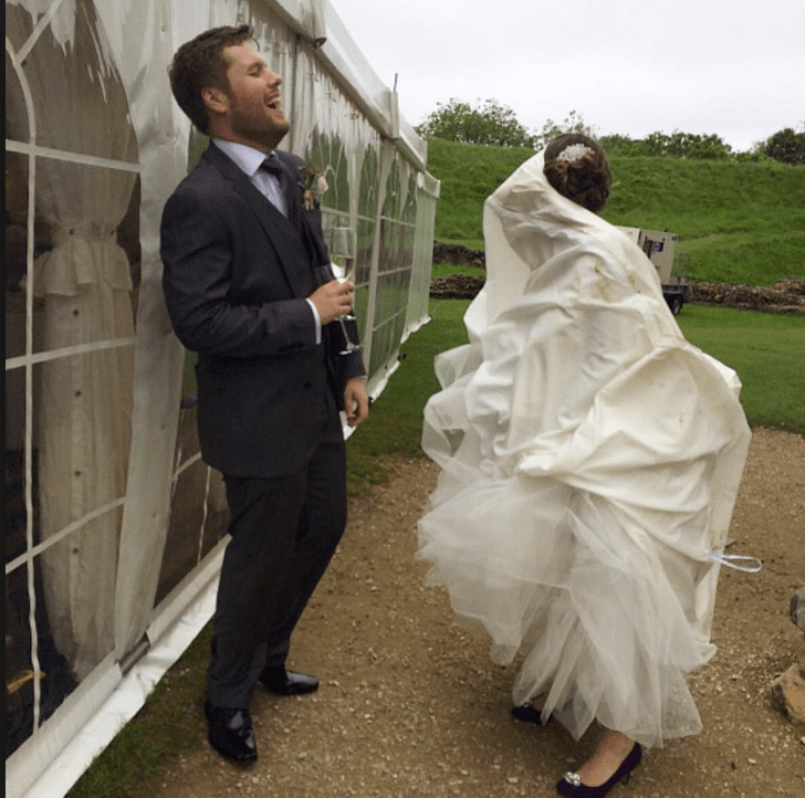 Платье накрыло невесту