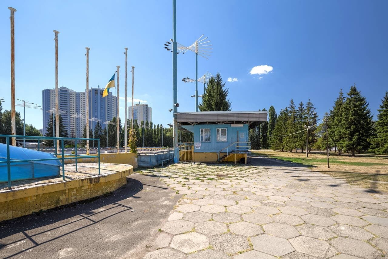 Льодовий стадіон у Києві потребує реконструкції.