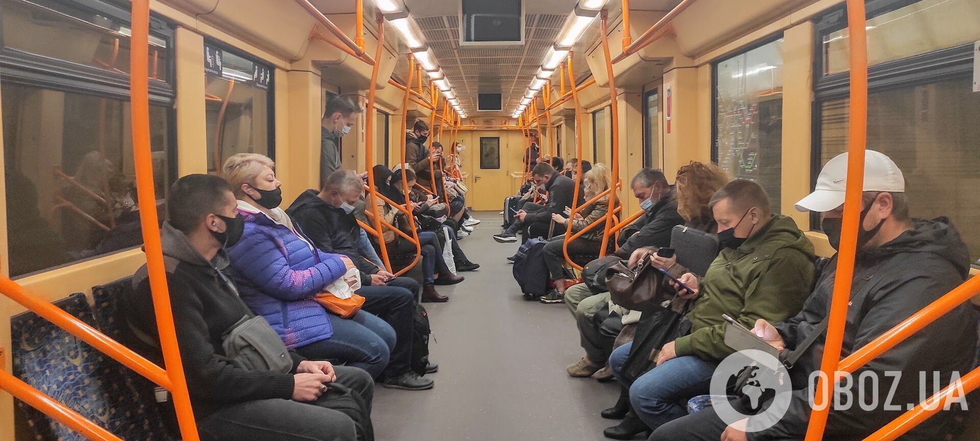 В метро каждый десятый пассажир без защитной маски.