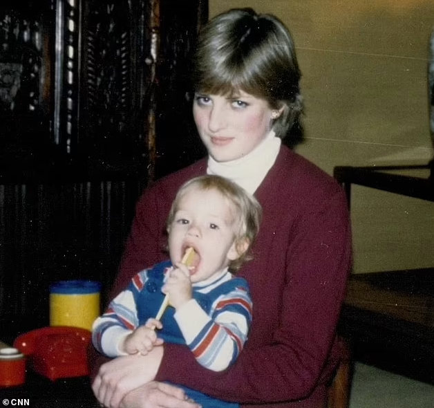 Леді Ді працювала нянею