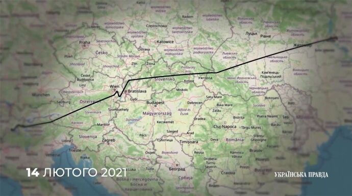 Самолет Хомутынника летит из Украины в Швейцарию.