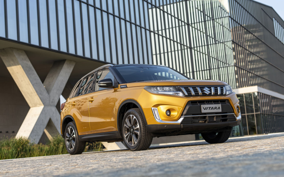 Suzuki Vitara дорожчий за Duster, та популярності це не заважає