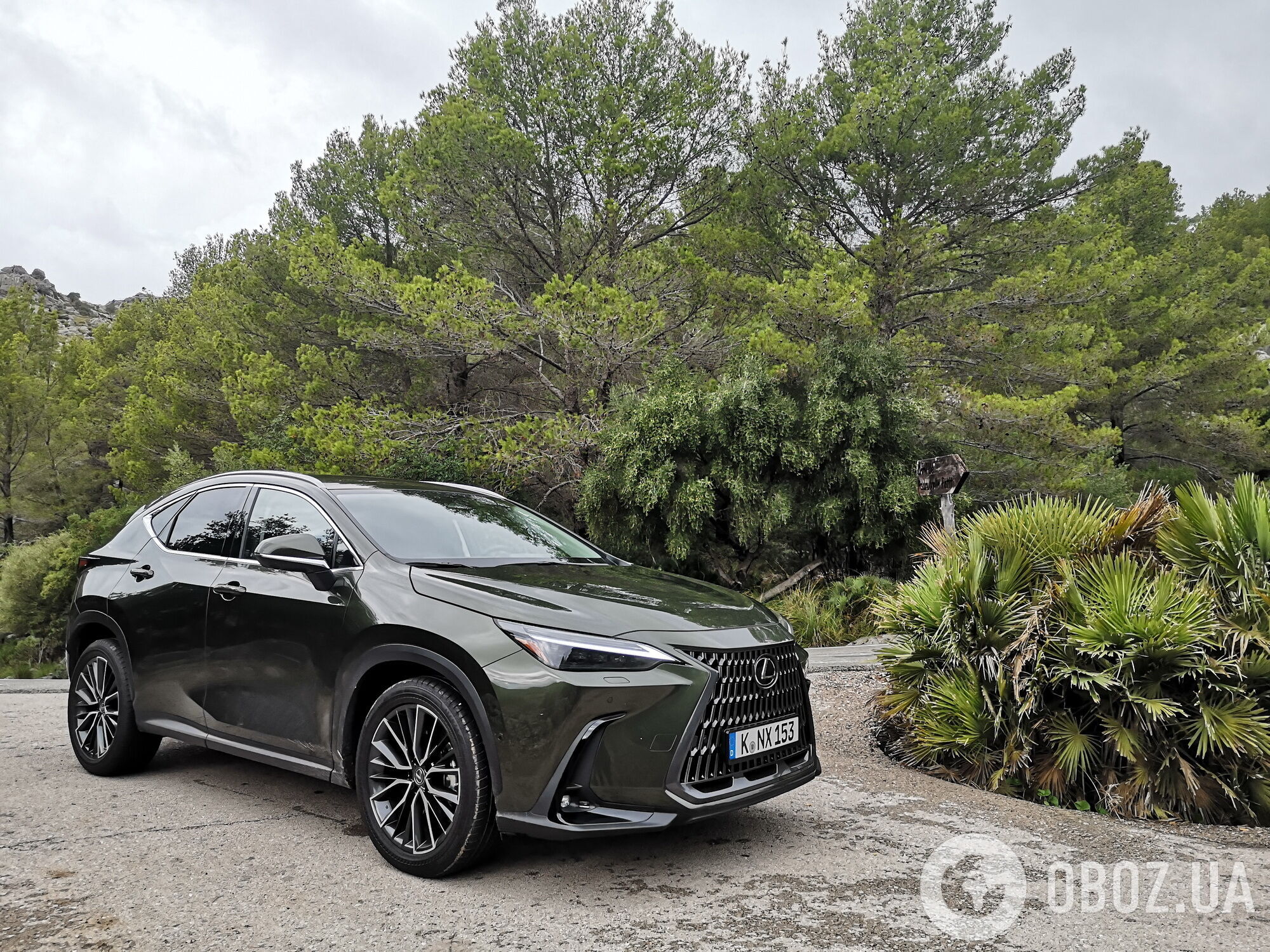 Свой вклад в улучшение характеристик нового Lexus NX внесли и инженеры, занимавшиеся ходовой частью машины