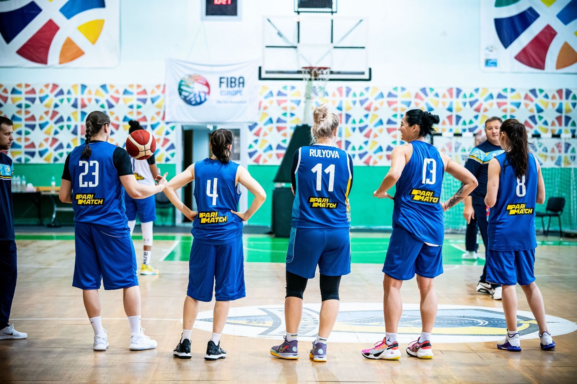 Женская сборная Украины по баскетболу.