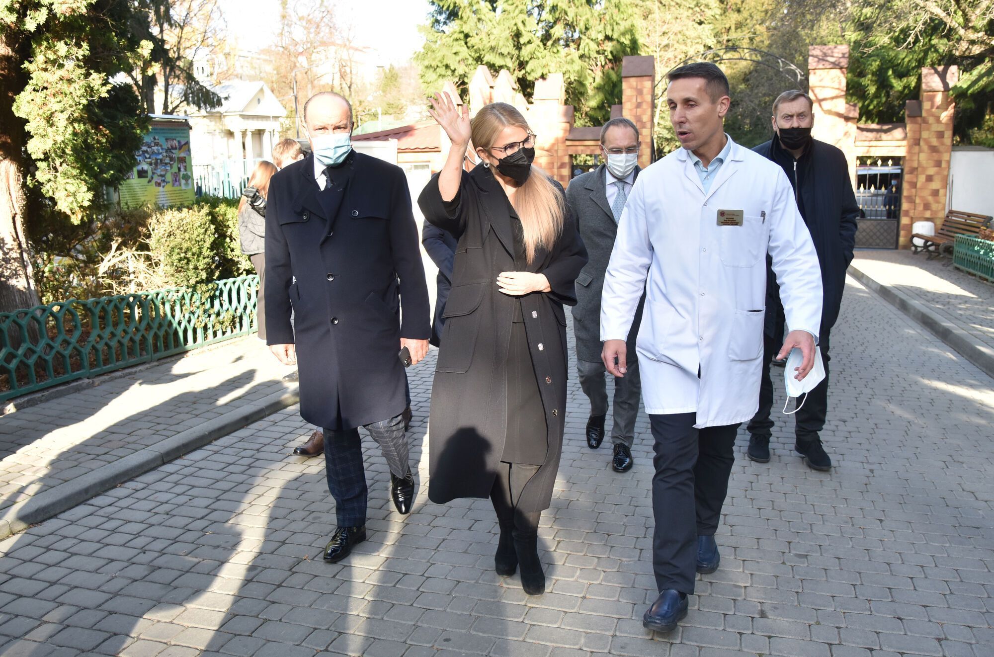 Тимошенко обурилася, що в розпал епідемії медики досі не отримали 300% доплат до окладу