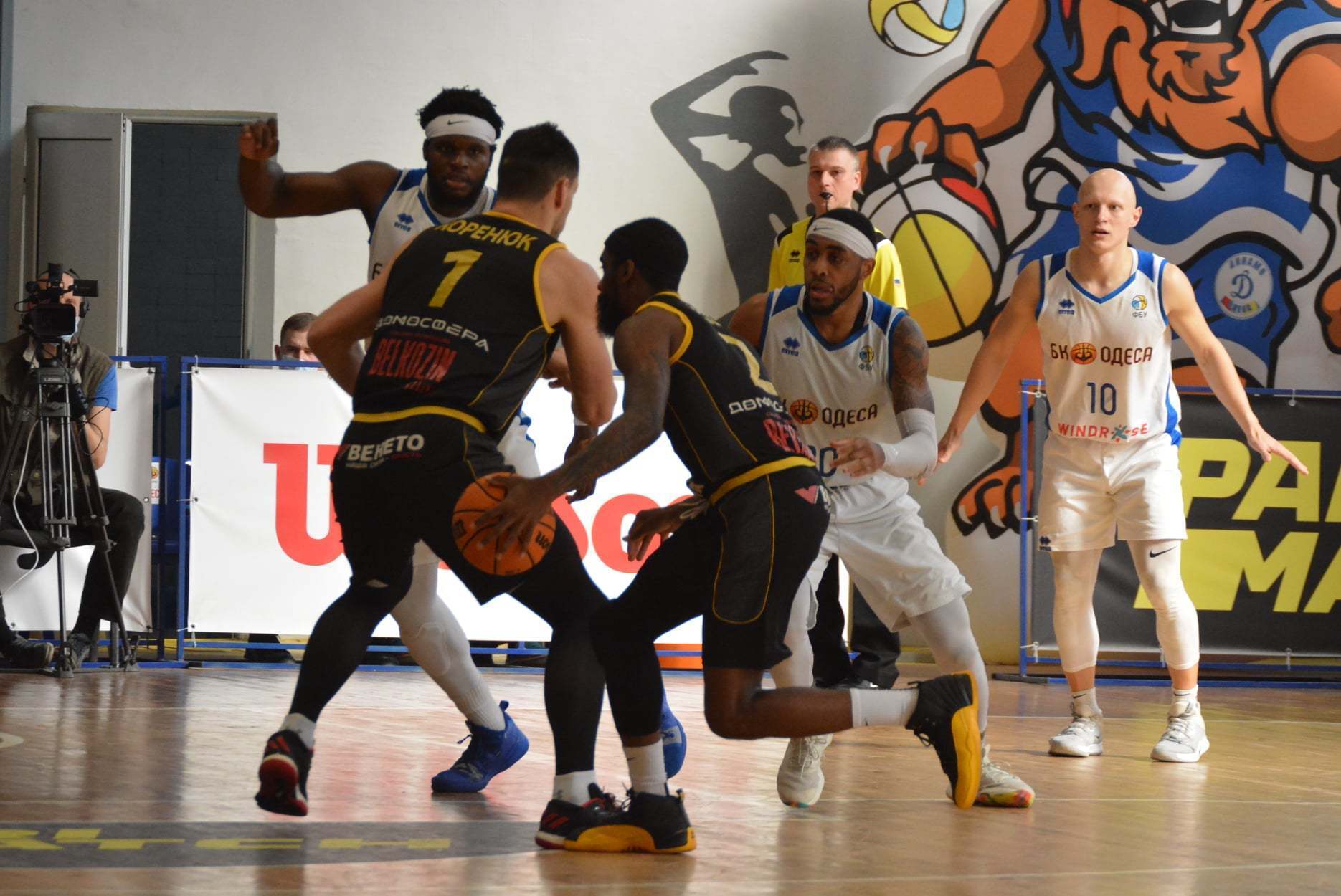 "Київ-Баскет" та "Одеса" подарували яскравий матч.
