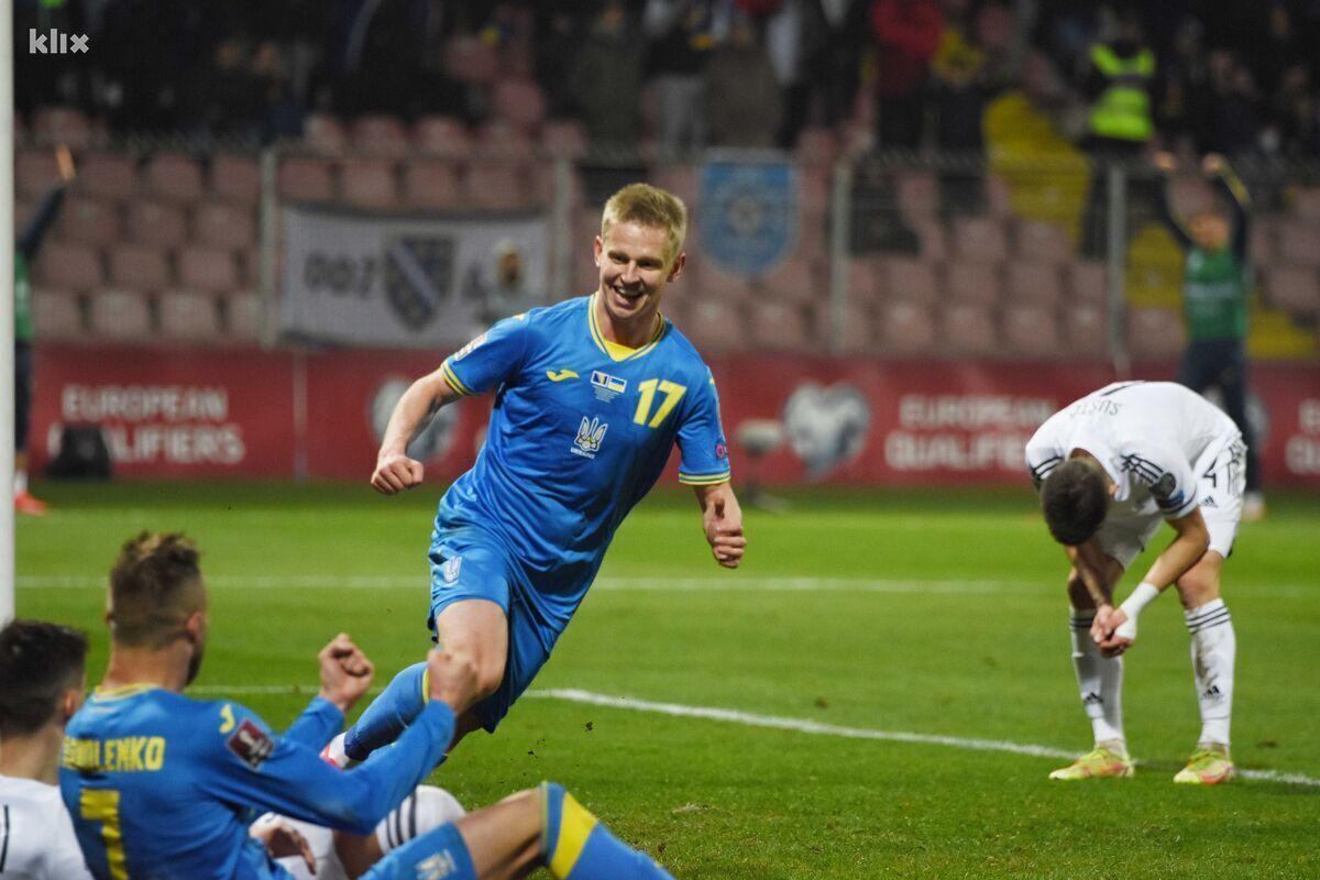 Зинченко забил победный гол Боснии.