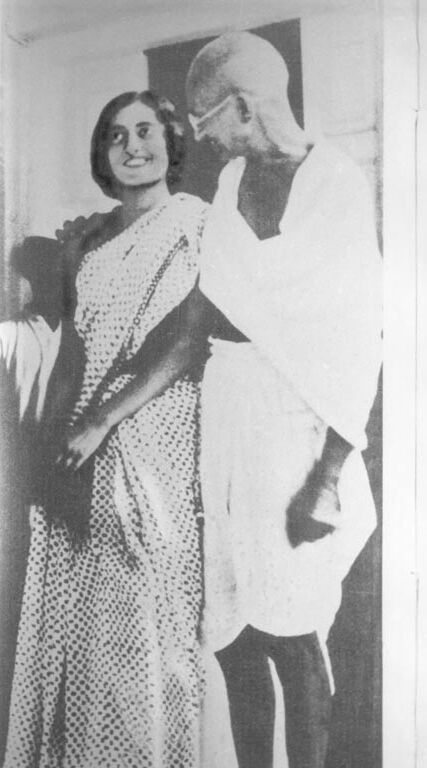Махатма Ганди и Индира Ганди, 1930-е годы
