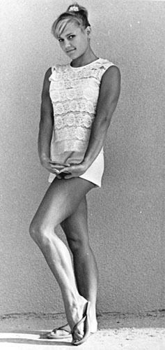 Советская гимнастка Ольга Карасева.