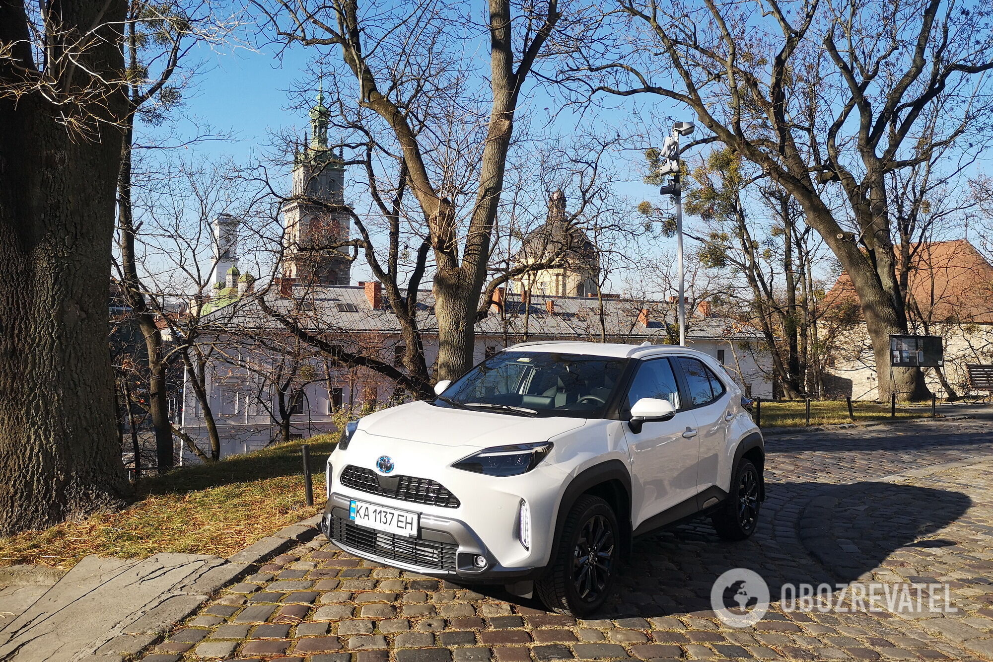 Украинским покупателям Toyota Yaris Cross предлагается с двумя двигателями на выбор