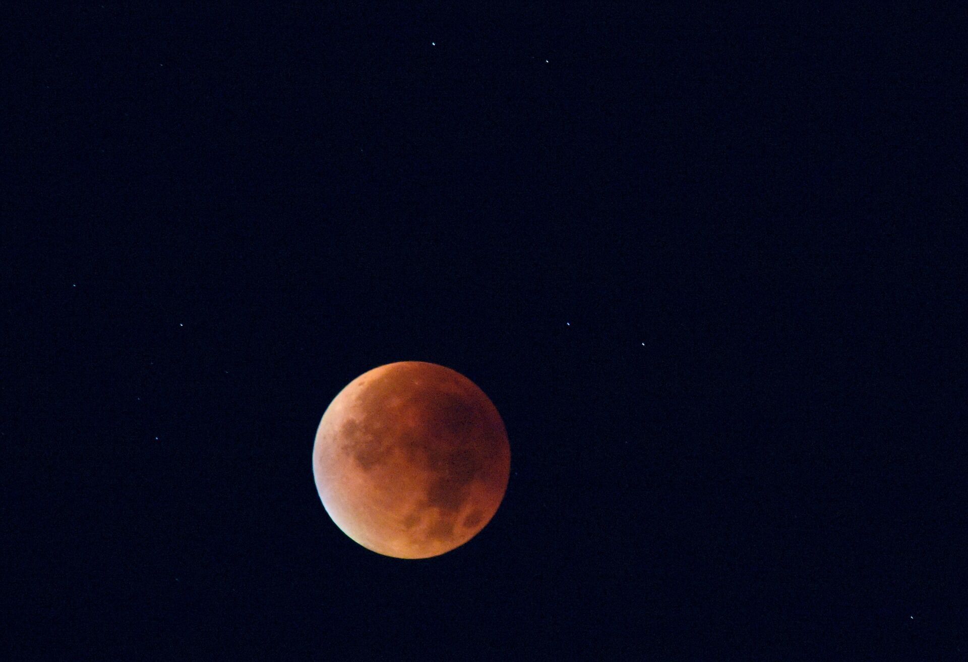 Затемнення місяця 19 листопада відбувається на осі Телець – Скорпіон