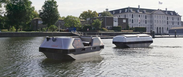 Roboat має кілька камер для огляду, що допомагає визначити шлях і не врізатися в об'єкти.