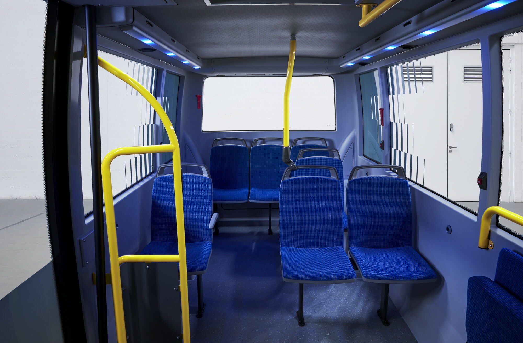 Салон миниавтобуса Renault Master City Bus H2-TECH