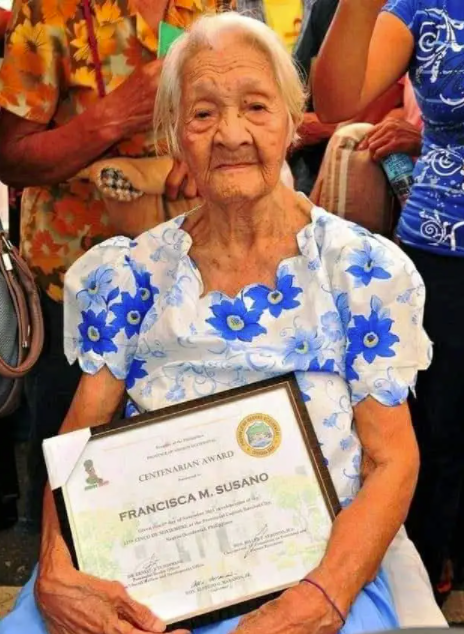 Франциска была признана старейшим человеком на Филиппинах