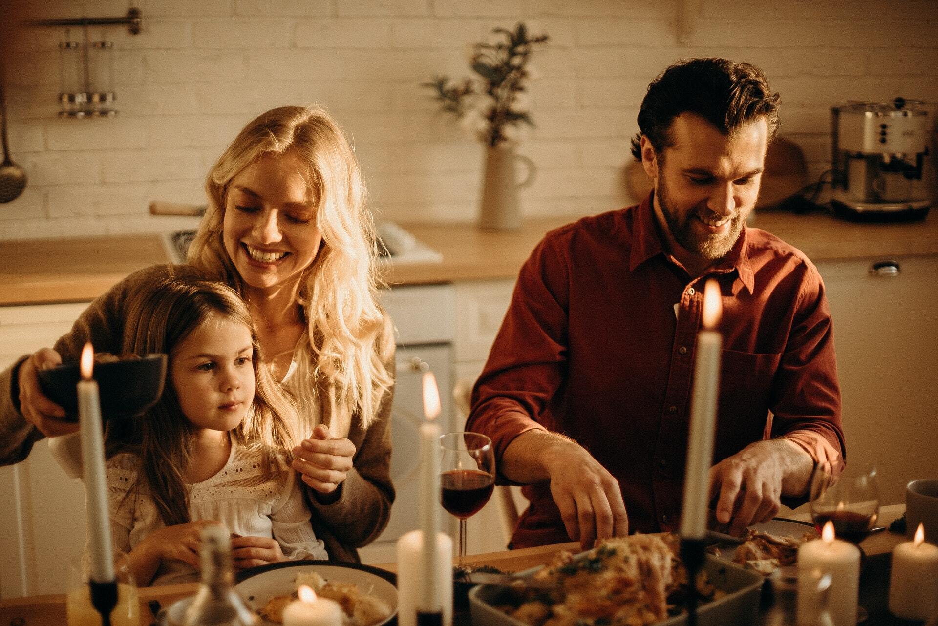 В День благодарения принято всей семьей собираться за ужином