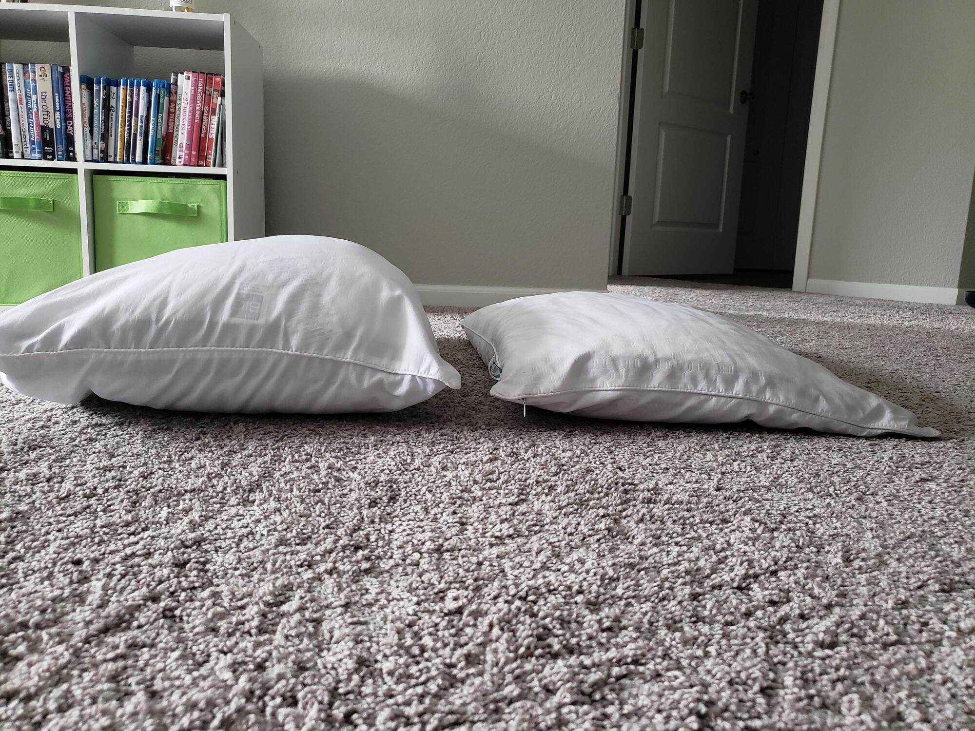 Новая подушка и после года использования