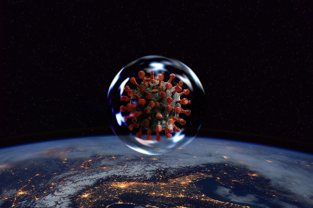 Мир атакует новый штамм коронавируса - Омикрон. В Британии уже три случая