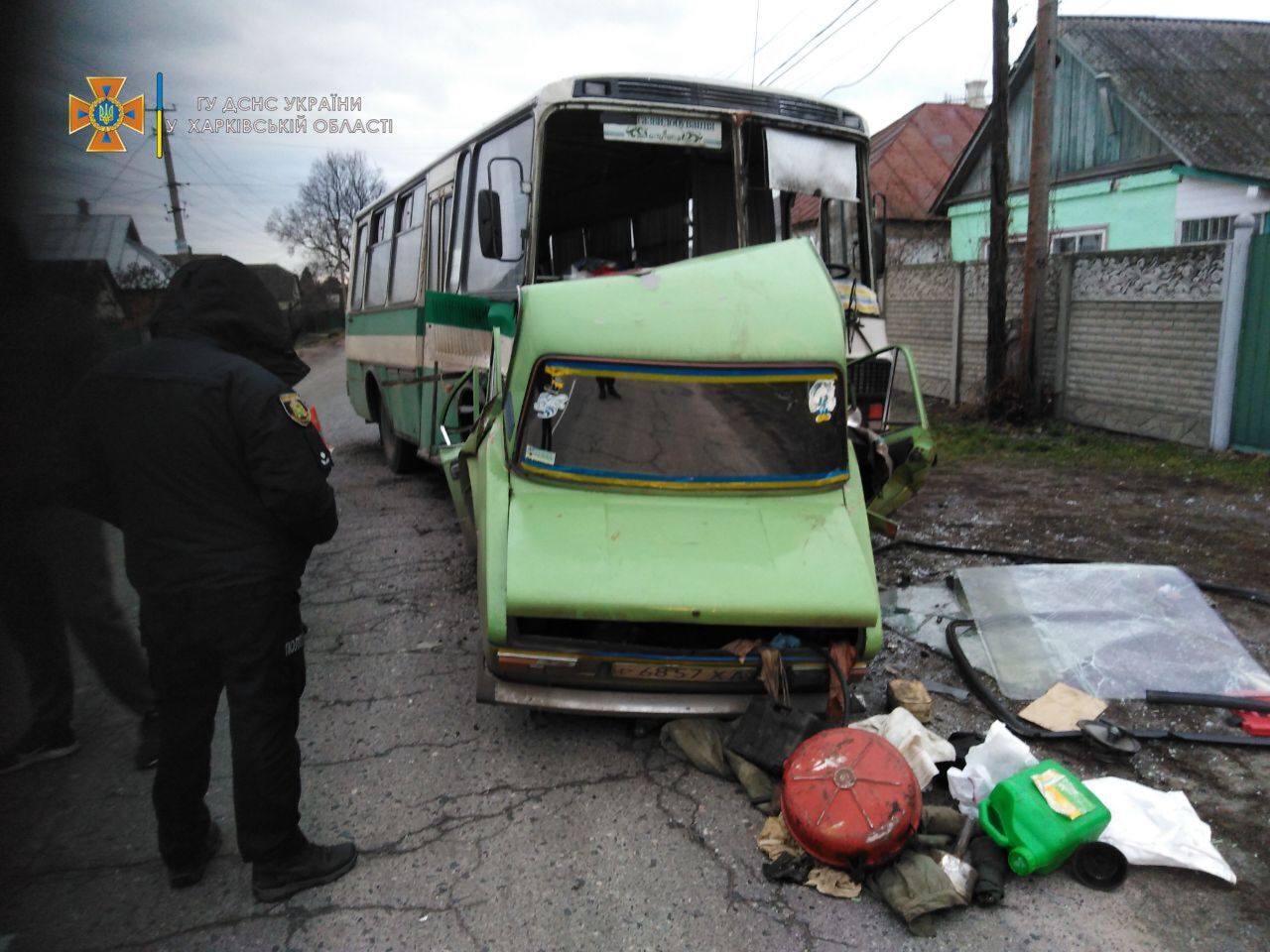 Пассажирский автобус ПАЗ столкнулся с ВАЗ 2101