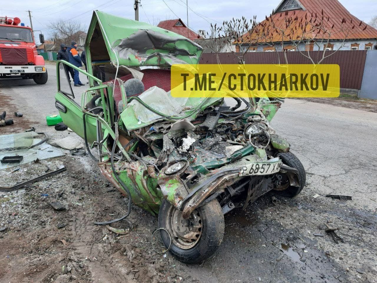 Для деблокування тіла водія було залучено підрозділ рятувальників