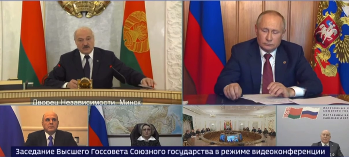 Путин во время пребывания в Крыму поговорил с Лукашенко.