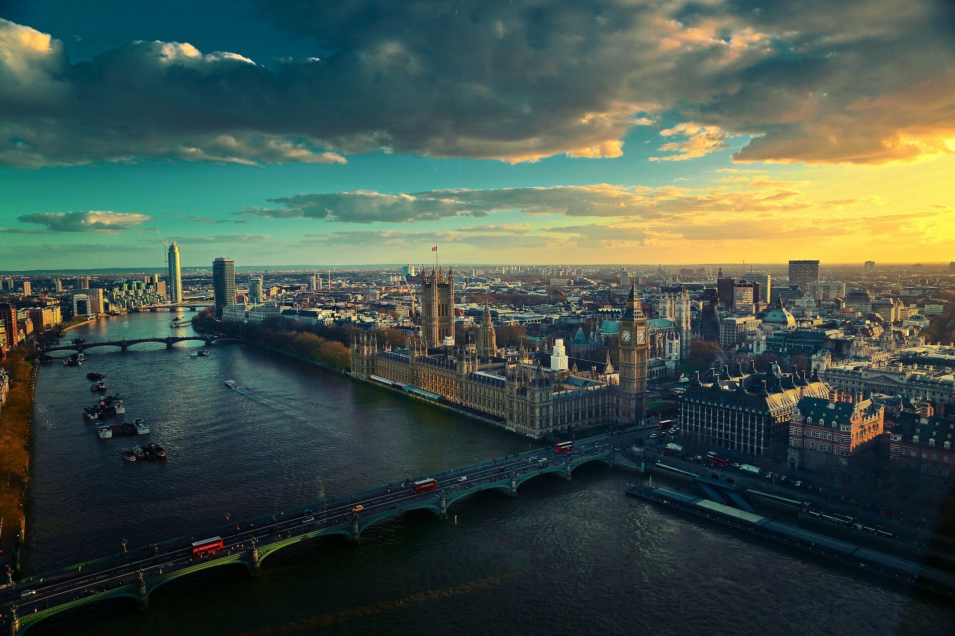 Лондон - одне з трьох найпопулярніших міст серед туристів.