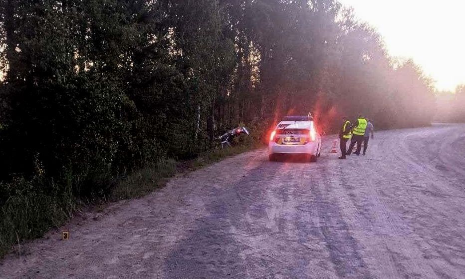 В ДТП погибли два человек, трое пострадали.