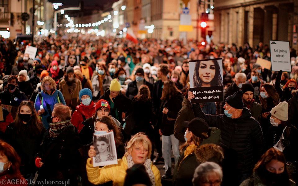 Масові протести в Польщі.