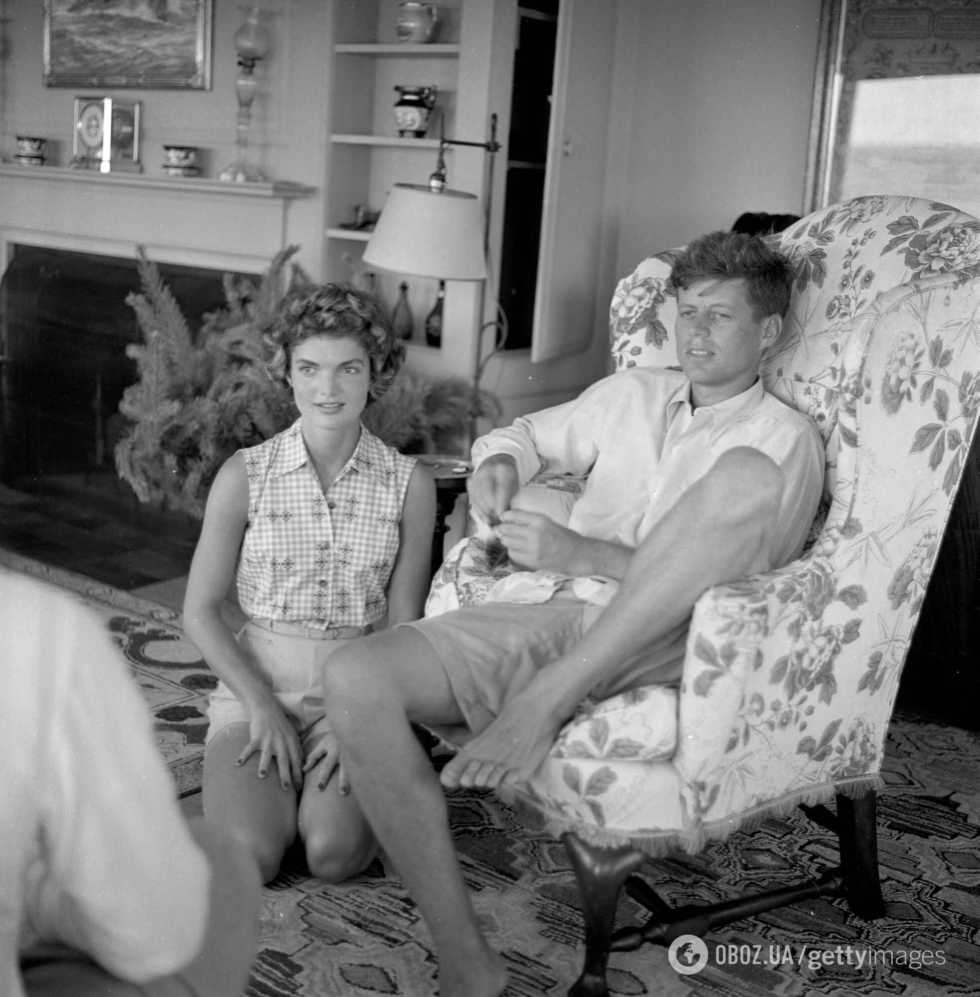 Июнь-1953: Кеннеди и Бувье дают интервью в резиденции сенатора во время отпуска