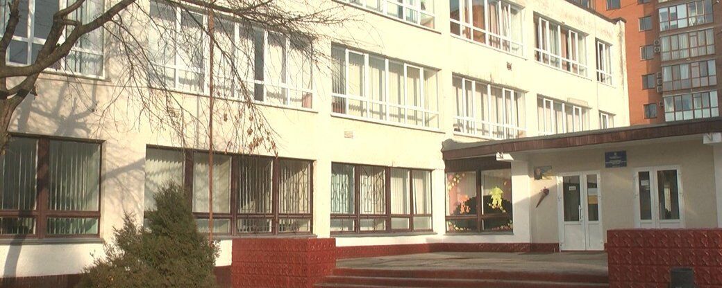 Школа №12 в Хмельницком