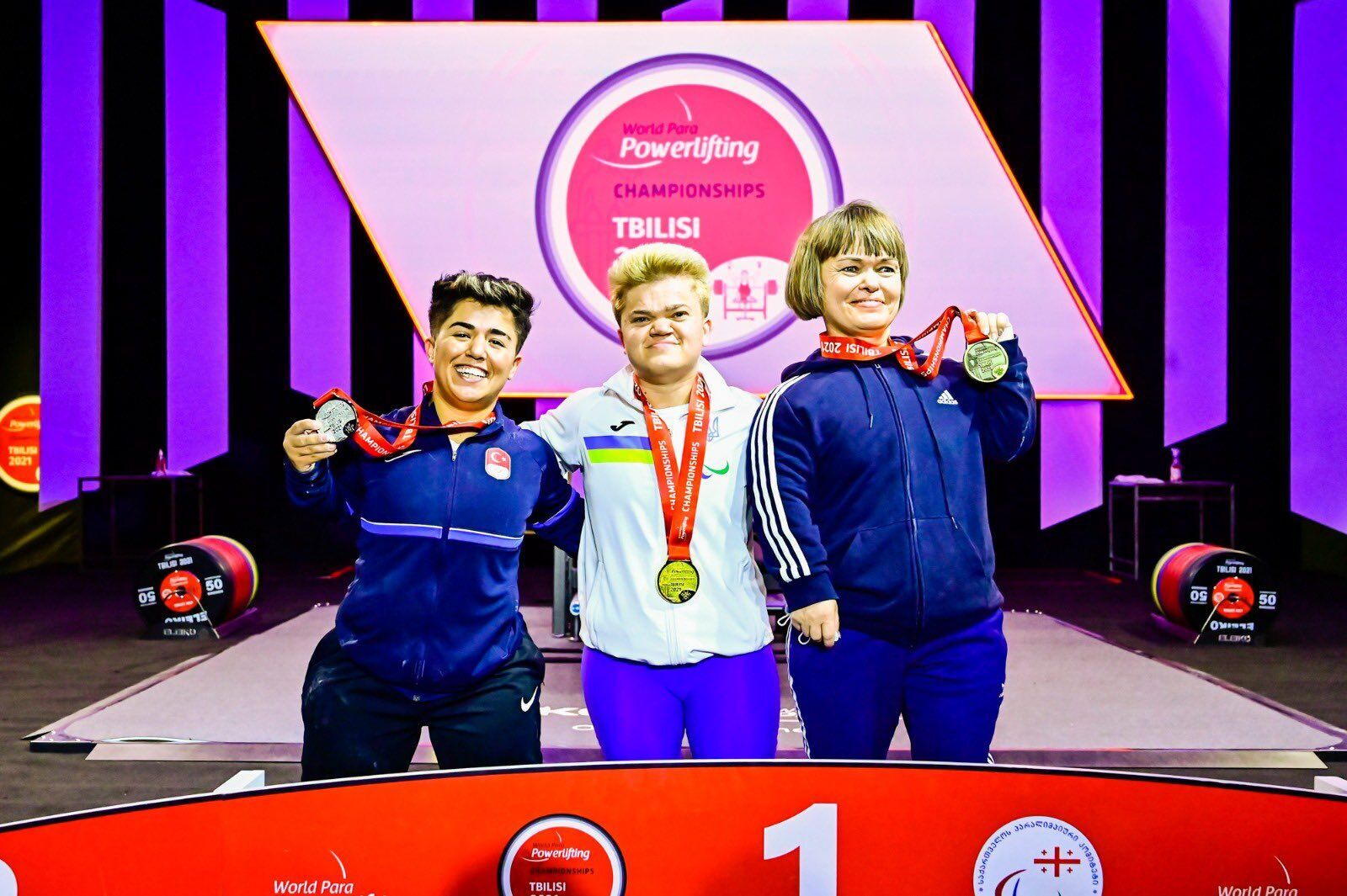 Марьяна Шевчук (в центре) выиграла ЧМ.