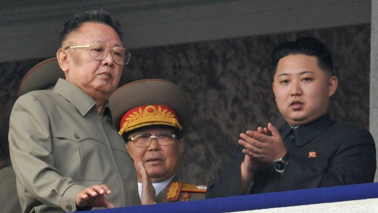 Кім Чен Ір та його син, нинішній лідер КНДР Кім Чен Ин