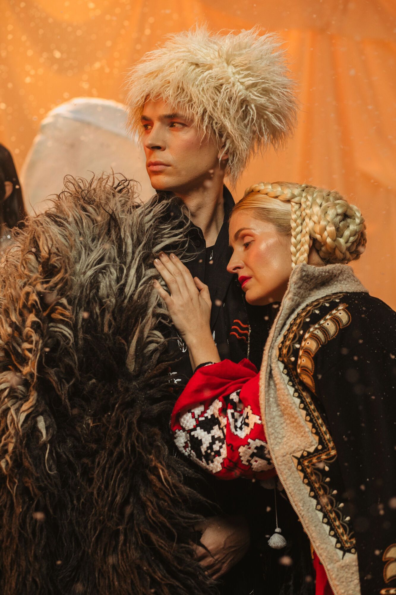 Истоки из мотанки и "Анатомия" любви: ТО-МА представила клип с украинскими мотивами