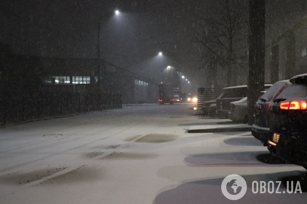 Сніг у Києві.