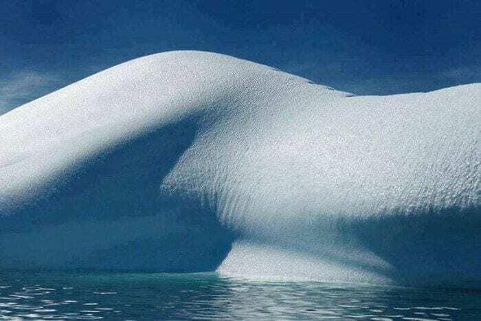 Оптическая иллюзия с айсбергом