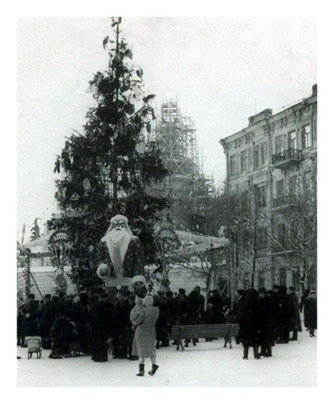 Елка на Софийской площади. 1953 год. .