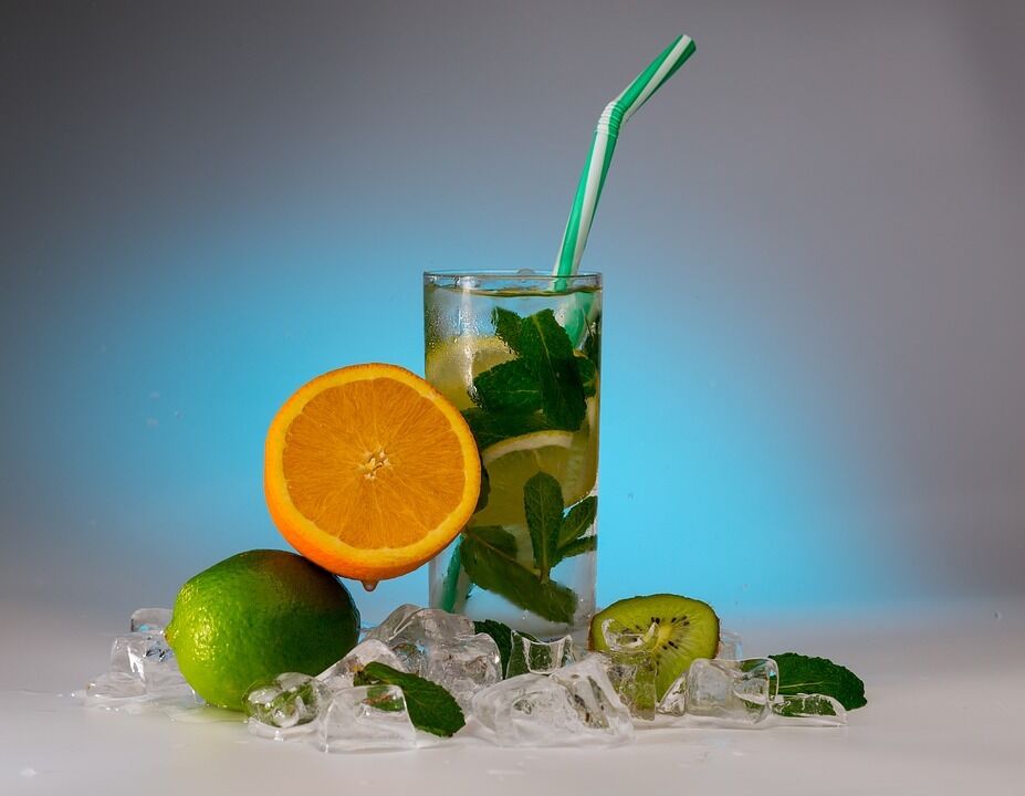 Натуральные напитки насыщают организм витаминами