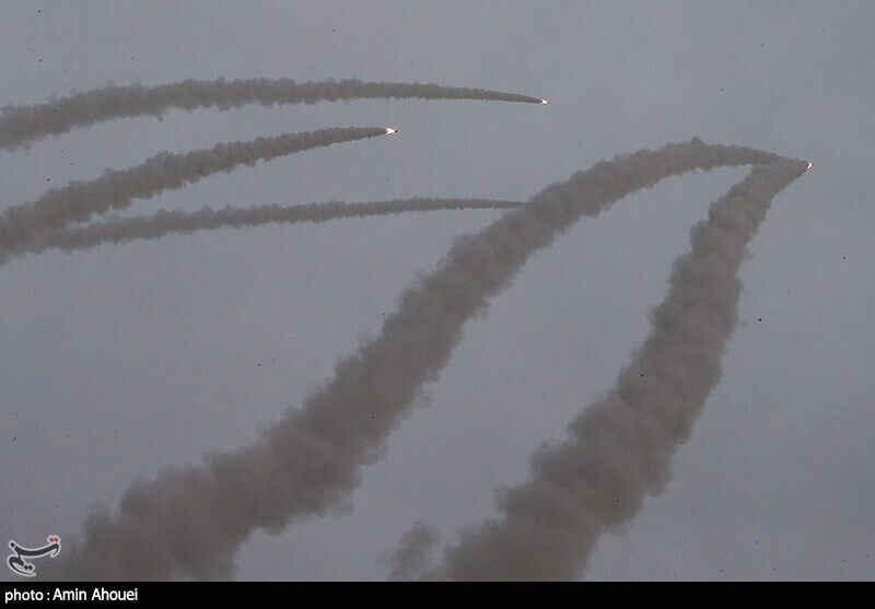 Иран запустил 16 ракет.