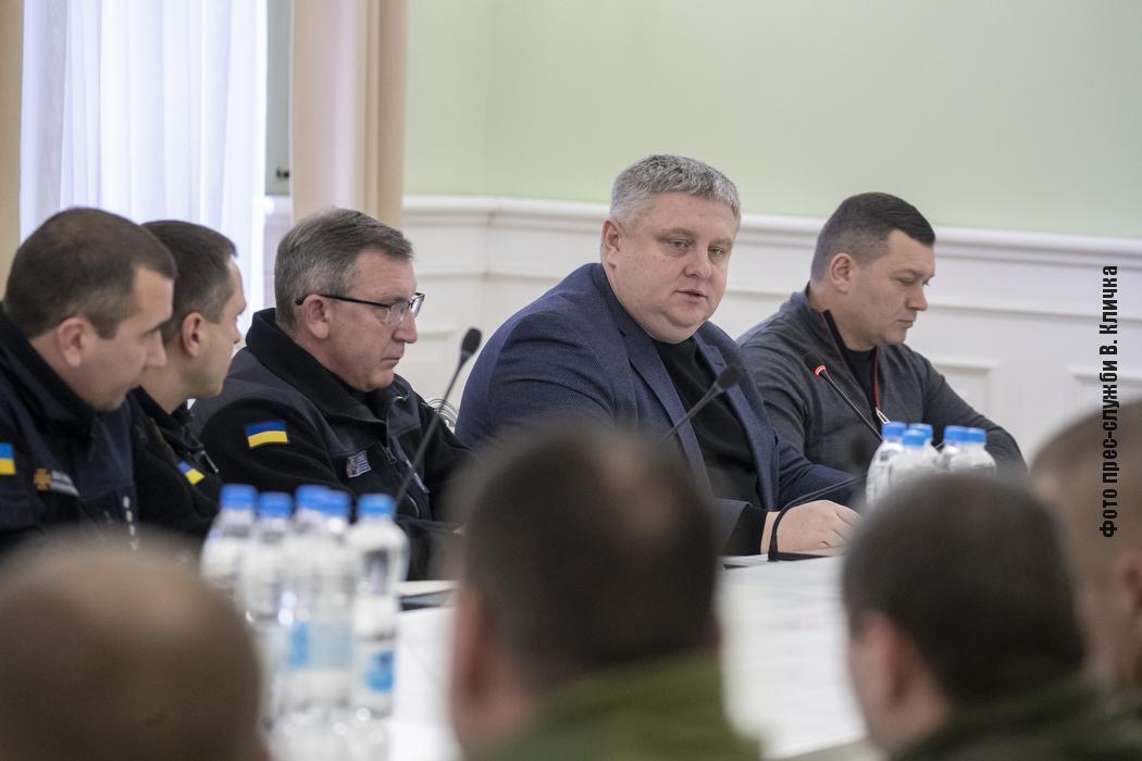 Кличко провел совещание с силовиками Киева из-за угроз со стороны РФ