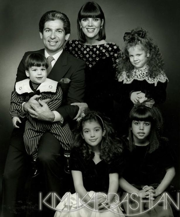 Праздничная открытка семейства в 1988 году.