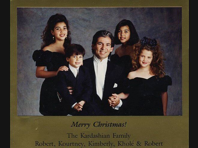Праздничная открытка семейства в 1990 году.
