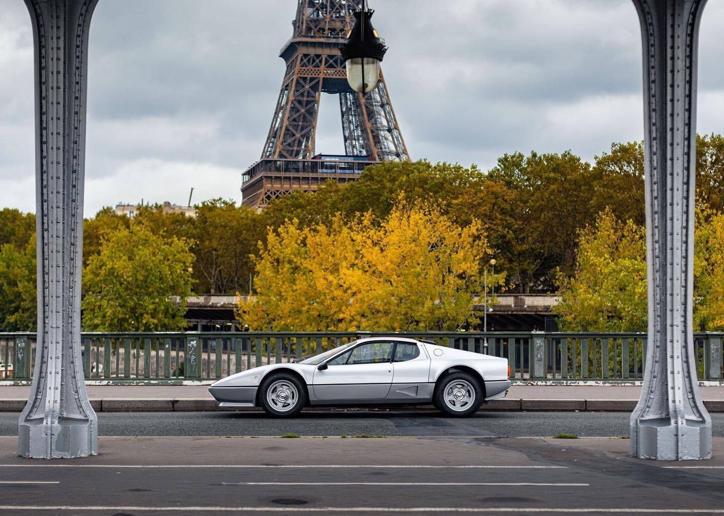 Ferrari 512 BBi пройшов повний курс реставрації