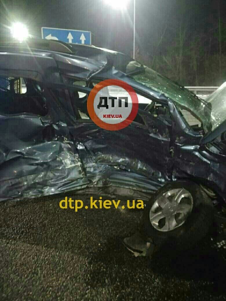 Водій другого авто не постраждав.