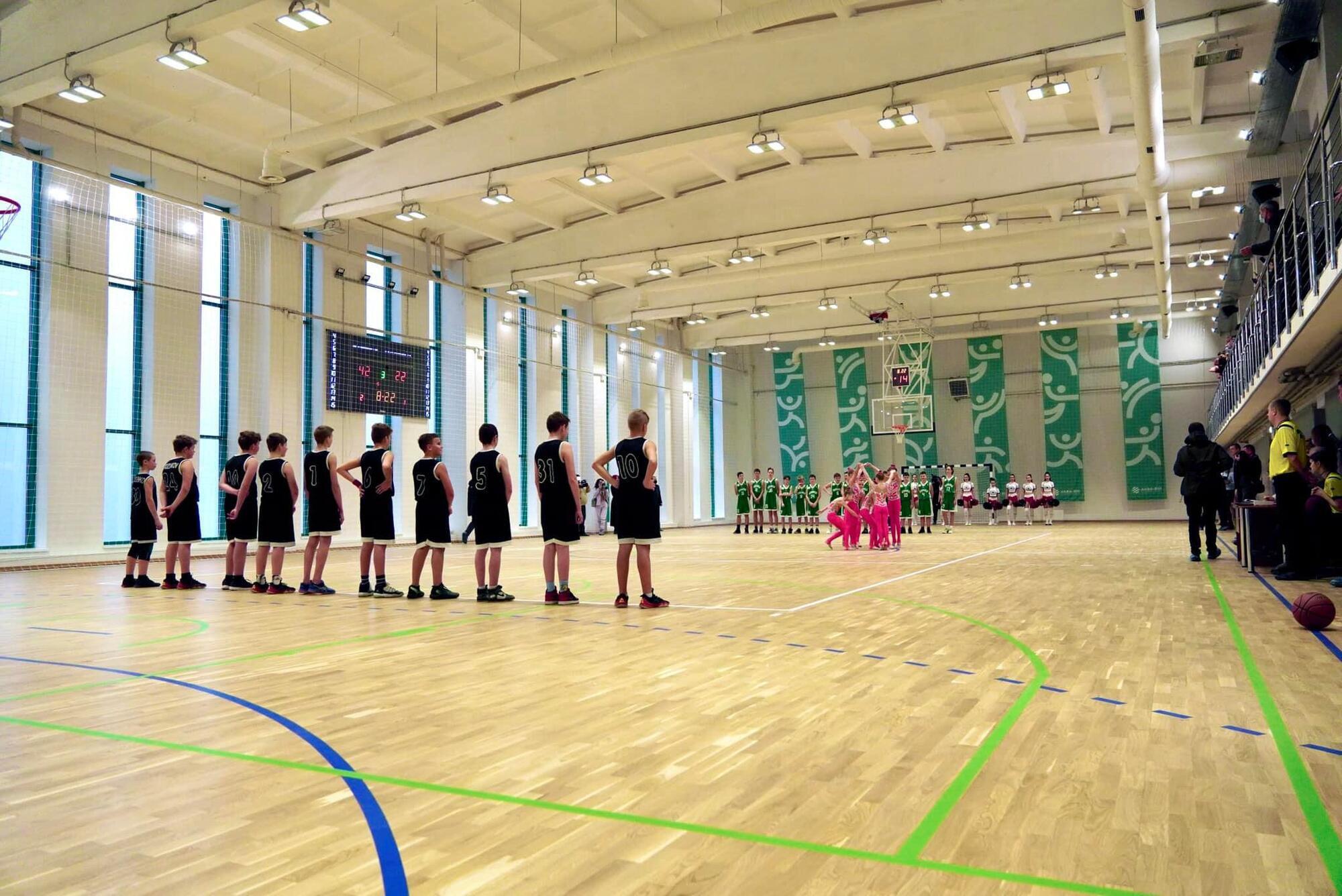 Зал для гандбола, футбола, волейбола и баскетбола