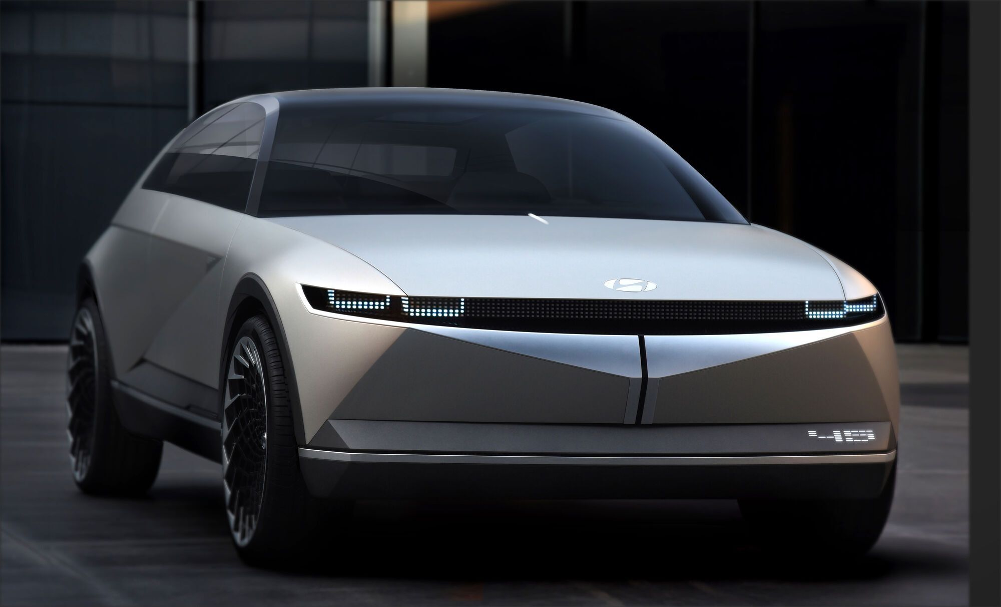 Автомобиль получит привлекательную внешность, напоминающую концепт Hyundai 45 EV