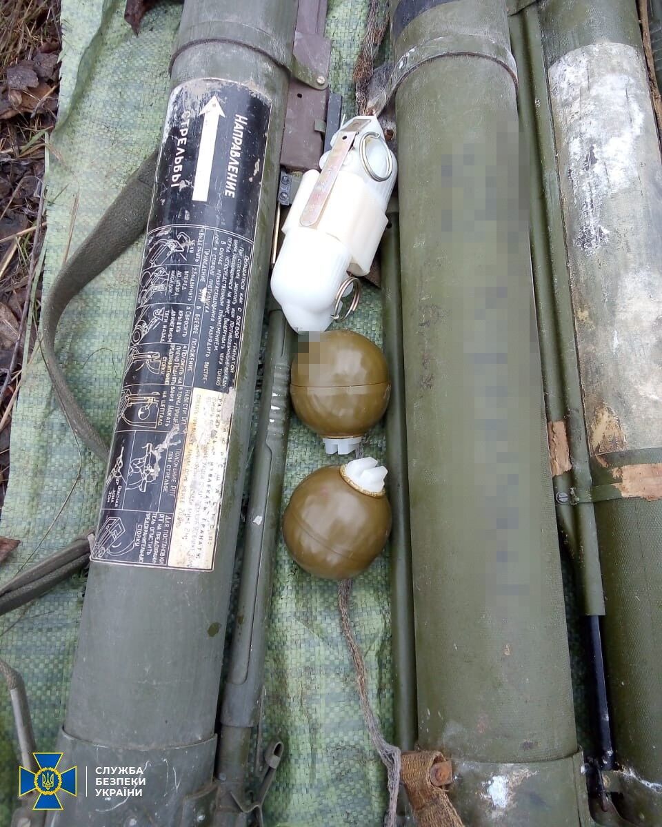 Схрон оружия обнаружили на Луганщине