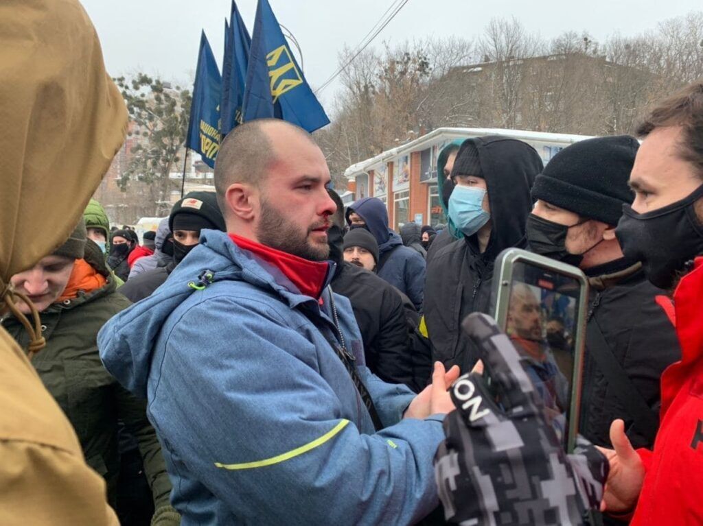 "Національному Корпусу" вдалося знайти одну з баз, на якій протягом останніх чотирьох днів переховувались тітушки