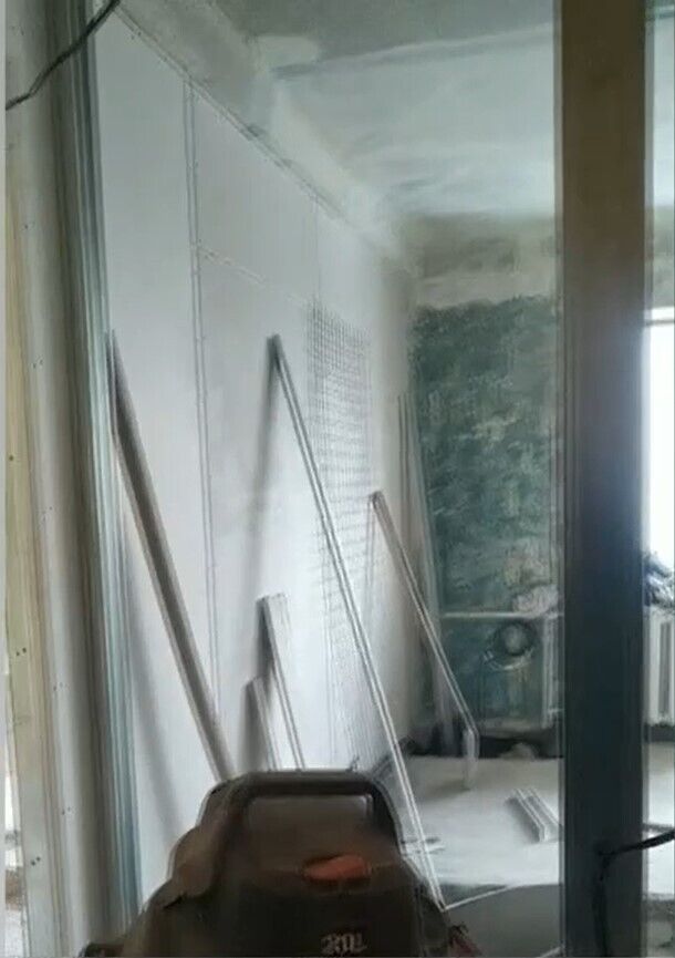 Проект перепланування передбачає знесення перекриттів.